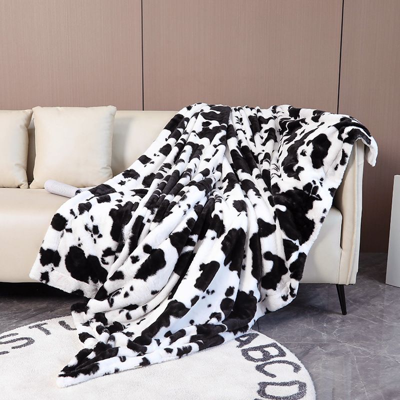 Cobertor de flanela preto e branco
