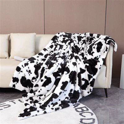 Cobertor de flanela preto e branco